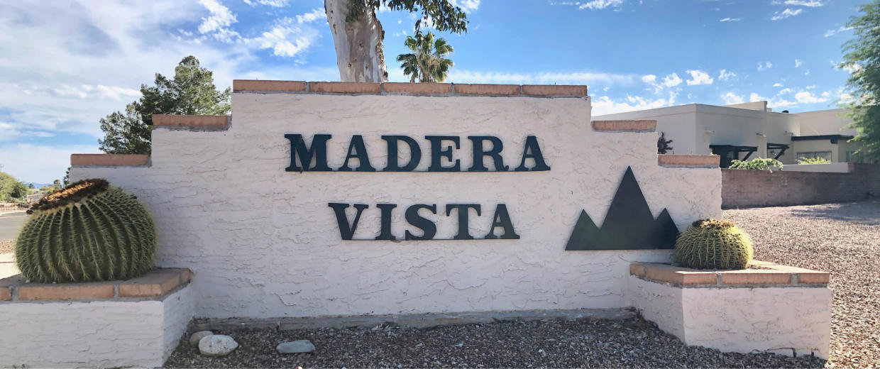 madera vista AZ HOA entrance